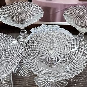 Set of vintage Anchor Hicking Miss América diamond pattern crystal clear round c